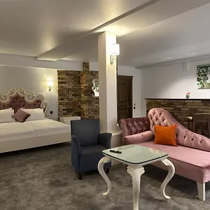 3* Hotel Maajid Boutique